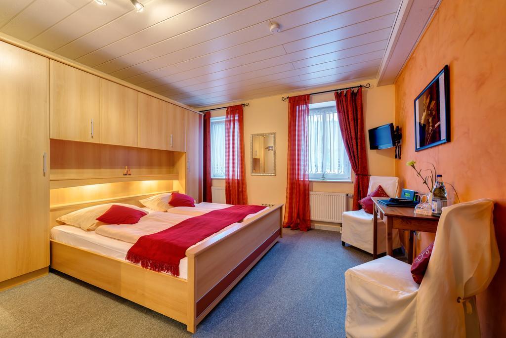 Moselhotel Ludwigs Kowerich Room photo